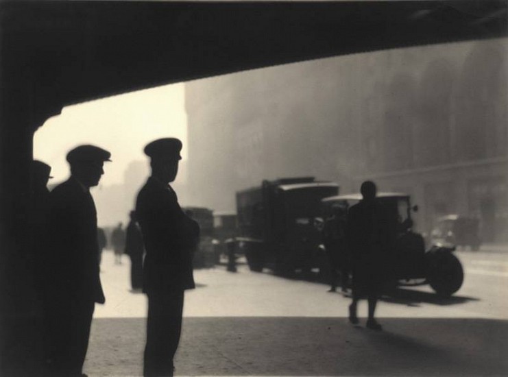 William D. Richardson, Grand Central Station (outside on 42nd Street), late 1920s
Vintage gelatin silver print, 14 15/16 x 20 in. (37.9 x 50.8 cm)
2498
Sold