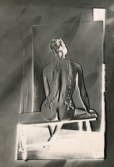 Josef Breitenbach, Electric Back, 1949
Vintage gelatin silver print, 13 7/8 x 10 7/8 in. (35.2 x 27.6 cm)
5151