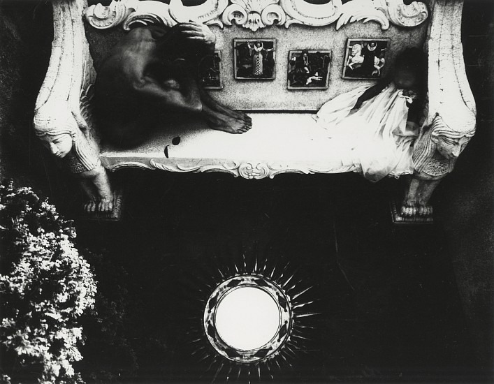 Eikoh Hosoe, Barakai #40, 1962
Early gelatin silver print; printed no later than 1970, 8 7/8 x 11 5/16 in. (22.5 x 28.7 cm)
Mounted 14x18 inches with original window mat; signed in pencil on mount recto; notations in pencil on mount verso.
8542
$7,000
