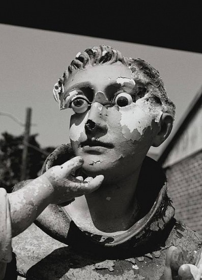 Debbie Fleming Caffery, St. Anthony, 2005
Gelatin silver print, 22 1/2 x 17 5/8 in. (57.1 x 44.8 cm)
Edition of 10
2673