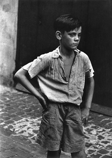 Roger Mayne, Keith, Addison Place, 1957
Vintage gelatin silver print, 14 5/8 x 10 3/8 in. (37.1 x 26.4 cm)
2905
Sold
