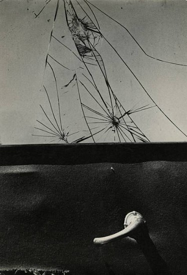 Gita Lenz, Automobile Door Handle and Cracked Glass, late 1940s - 1951
Vintage gelatin silver print, 12 13/16 x 8 1/2 in. (32.5 x 21.6 cm)
3384
Sold