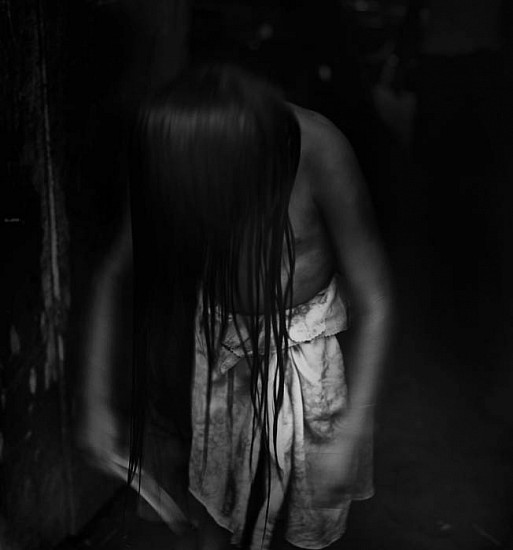 Debbie Fleming Caffery, Mimi, 1996
Gelatin silver print, 18 7/8 x 18 15/16 in. (47.9 x 48.1 cm)
Edition of 10
3594
Sold