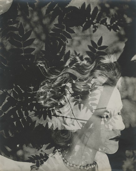 Josef Breitenbach, Annabella, 1933-39
Vintage gelatin silver print, 9 3/8 x 11 11/16 in. (23.8 x 29.7 cm)
4287
Sold