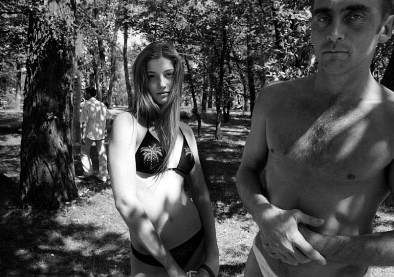 Yelena Yemchuk, Gidropark (#21), 2007
Gelatin silver print, 16 x 20 in. (40.6 x 50.8 cm)
Edition of 5
4375