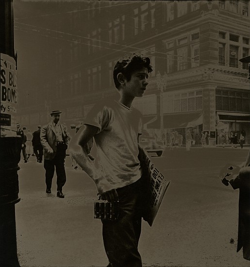 Edmund Teske, Newspaper Vendor, Los Angeles, c. 1970s
Vintage gelatin silver print; solarization from 1943 negative, 9 3/16 x 7 11/16 in. (23.3 x 19.5 cm)
5958
Sold