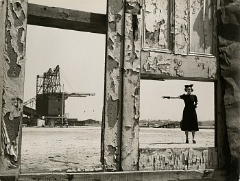 Work:&nbsp;Model and Crane