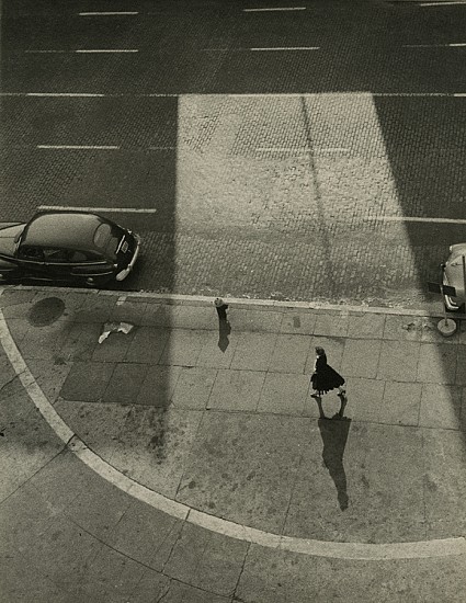 Gita Lenz, Street Scene (Carmine Street & 7th Avenue, NY), late 1940 - 1950s
Vintage gelatin silver print, 13 7/16 x 10 7/16 in. (34.1 x 26.5 cm)
4359
Sold