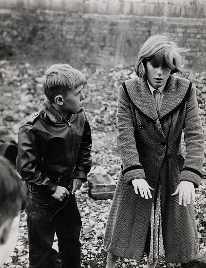 Roger Mayne, Bomb Site, Portland Road, North Kensington, London, 1958
Vintage gelatin silver print, 7 3/8 x 5 3/4 in. (18.7 x 14.6 cm)
6473