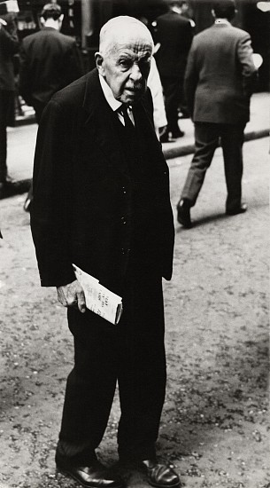 Roger Mayne, Throgmorton Street, London, 1960
Vintage gelatin silver print, 15 3/8 x 8 9/16 in. (39 x 21.8 cm)
6514