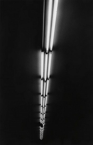 Kenneth Josephson, Chicago, 1971
Vintage gelatin silver print, 9 x 5 13/16 in. (22.9 x 14.8 cm)
6602
Price Upon Request