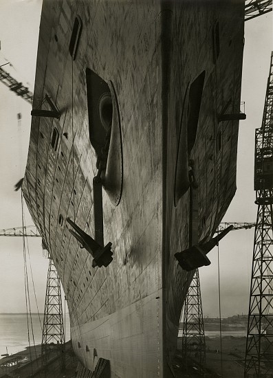 Francois Kollar, Paquebot Normandie, 1932
Vintage gelatin silver print, 9 x 6 1/2 in. (22.9 x 16.5 cm)
6803
Sold