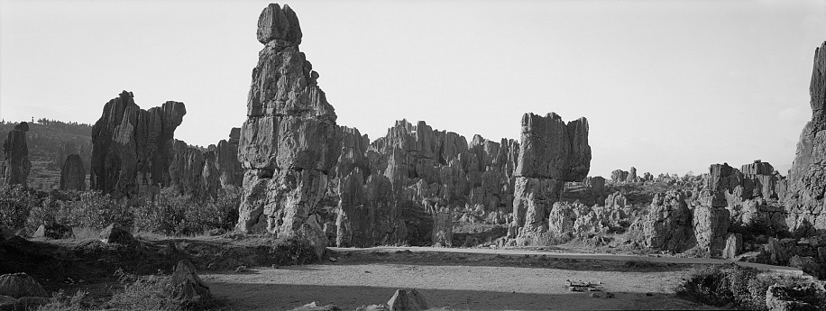 Lois Conner, Shilin, Yunnan, China, 1985
Platinum print, 6 1/2 x 16 1/2 in. (16.5 x 41.9 cm)
Edition of 5
5873