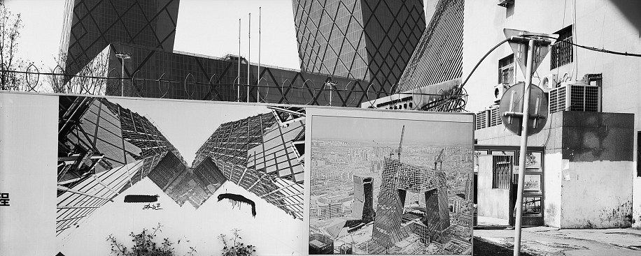 Lois Conner, CCTV Construction, Beijing, China, 2009
Platinum print, 6 1/2 x 16 1/2 in. (16.5 x 41.9 cm)
Edition of 5
5896