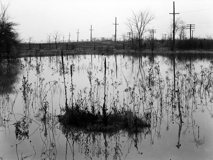 Harry Callahan, Detroit, 1941
Gelatin silver print; printed 1970s, 3 1/4 x 4 1/2 in. (8.3 x 11.4 cm)
4167
Sold