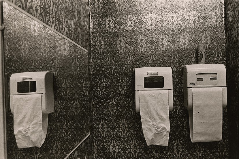 Richard Gordon, Men's Room of the Village Gate, c. 1971
Vintage gelatin silver print, 8 x 12 in. (20.3 x 30.5 cm)
7090