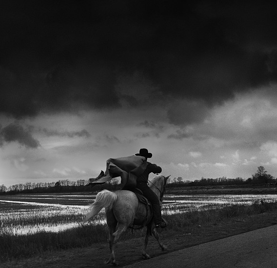 Debbie Fleming Caffery, Le Capitaine, 1995
Gelatin silver print, 18 7/8 x 18 3/4 in. (47.9 x 47.6 cm)
Edition of 25
7229
Sold