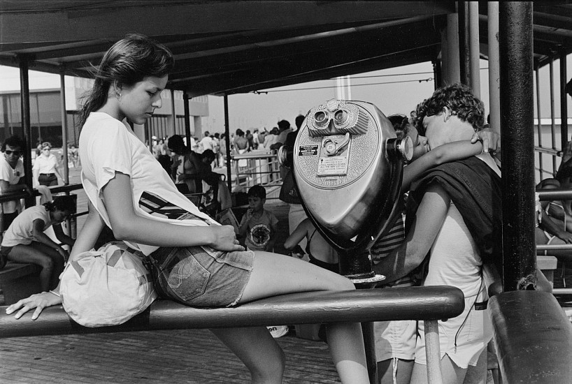 Joseph Szabo, Jesse at Jones Beach, 1983
Gelatin silver print; printed 1990s, 11 1/8 x 16 5/8 in. (28.3 x 42.2 cm)
3152
$4,500