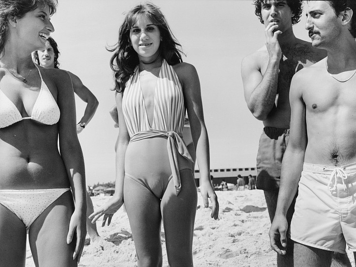 Joseph Szabo, Seeing You: Jones Beach, 1983
Vintage gelatin silver print, 9 1/2 x 12 1/2 in. (24.1 x 31.8 cm)
1471
Sold