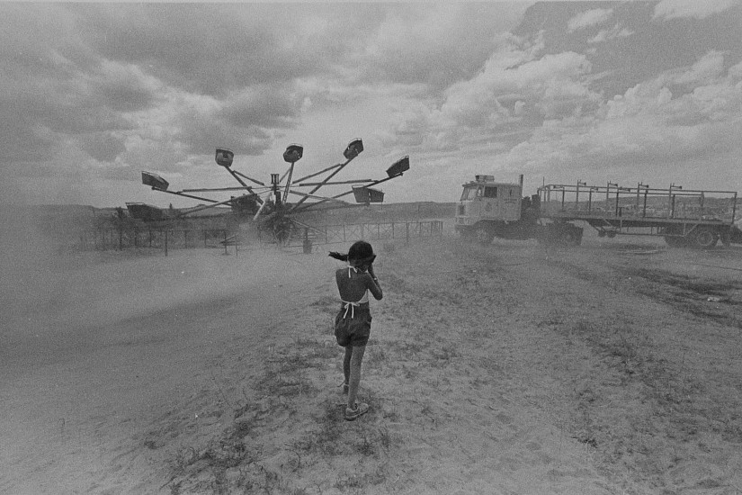 Roswell Angier, Lukachukai, Arizona, 1980
Vintage gelatin silver print, 8 1/2 x 13 in. (21.6 x 33 cm)
2760
Sold