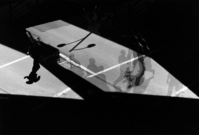 Kenneth Josephson, Chicago, 1960
Vintage gelatin silver print, 6 3/8 x 9 3/8 in. (16.2 x 23.8 cm)
3788
Sold