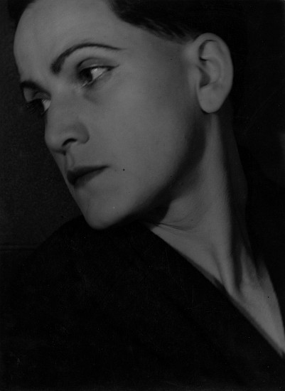 Daniel Masclet, Le grain de beaute, 1929
Vintage gelatin silver print, 10 3/4 x 7 15/16 in. (27.3 x 20.2 cm)
(Masclet's wife Francesca)
3487
$5,500