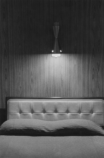 Richard Gordon, Motel, mid-1970's
Vintage gelatin silver print, 10 x 6 5/8 in. (25.4 x 16.8 cm)
4894