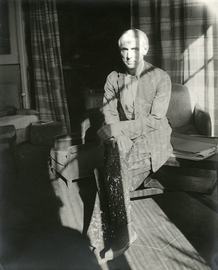 Josef Breitenbach, Max Ernst, Paris, 1938
Vintage gelatin silver print, 11 9/16 x 9 7/16 in. (29.4 x 24 cm)
3841