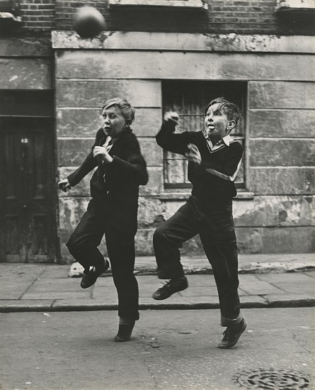 Roger Mayne, Brindley Road, Paddington, London, 1956
Vintage gelatin silver print, 11 9/16 x 9 3/8 in. (29.4 x 23.8 cm)
8309
$5,000