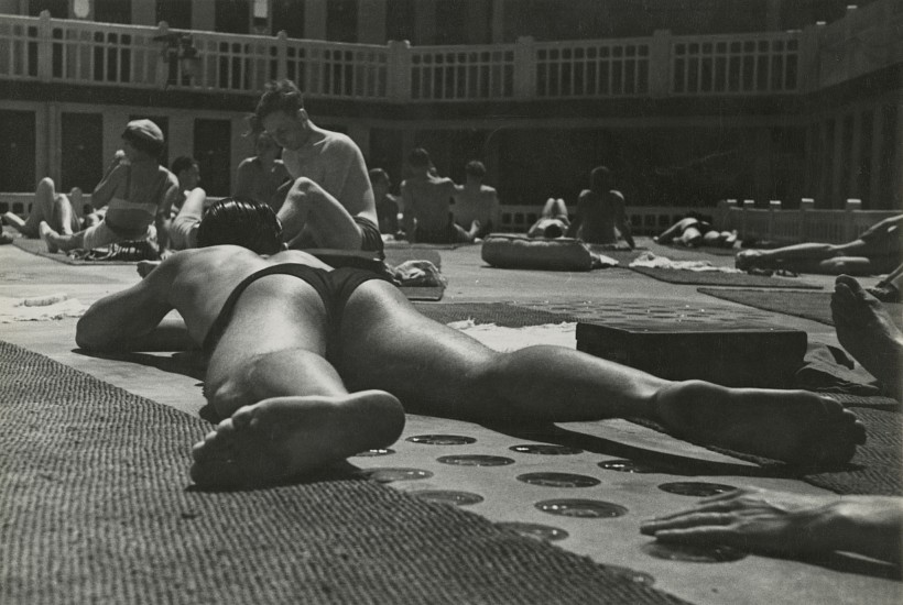 Andre Steiner, Untitled (Piscine Molitor, Paris), 1934
Vintage gelatin silver print, 6 1/4 x 9 1/4 in. (15.9 x 23.5 cm)
7787
$5,000