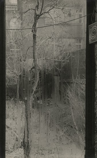 Josef Sudek, The Window of My Studio, 1940-1954
Vintage gelatin silver print, 15 5/16 x 9 3/16 in. (38.9 x 23.3 cm)
7575