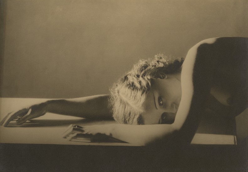 František Drtikol, Untitled, c. 1923-29
Vintage gelatin silver print, 8 1/16 x 11 9/16 in. (20.5 x 29.4 cm)
7630
Price Upon Request