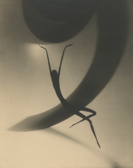 František Drtikol, Composition, c. 1930
Vintage gelatin silver print, 10 3/4 x 8 5/8 in. (27.3 x 21.9 cm)
8423
$35,000