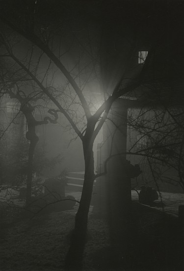 Josef Sudek, The front of My Studio, c. 1960s
Vintage gelatin silver print, 6 9/16 x 4 1/2 in. (16.7 x 11.4 cm)
8431
Sold