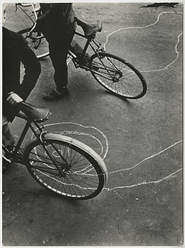 Roger Mayne - Portland Road, North Kensington